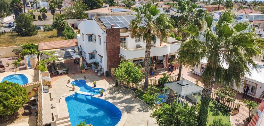 CIUDAD QUESADA – Luxuriöse 7-Schlafzimmer-Villa ab 1 299 000 € | Costa Blanca