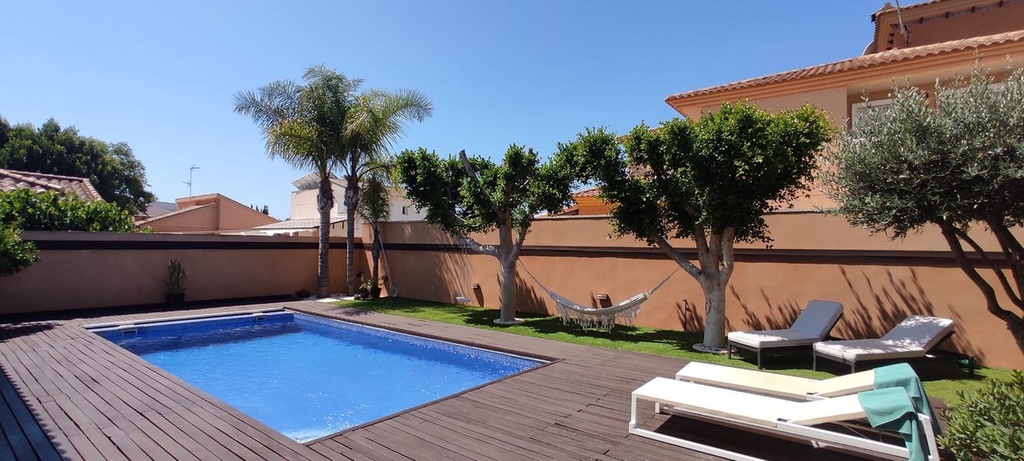 [second:88-238-11-579] SAN JAVIER – Luxury 4-bedroom villa from 865 000 € | Pool, Terrace, Parking