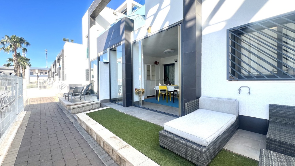 [second:600-435-11-854] LA ZENIA – 2-spálňový apartmán od 275 000 € | Bazén, Parkovanie, Costa Blanca