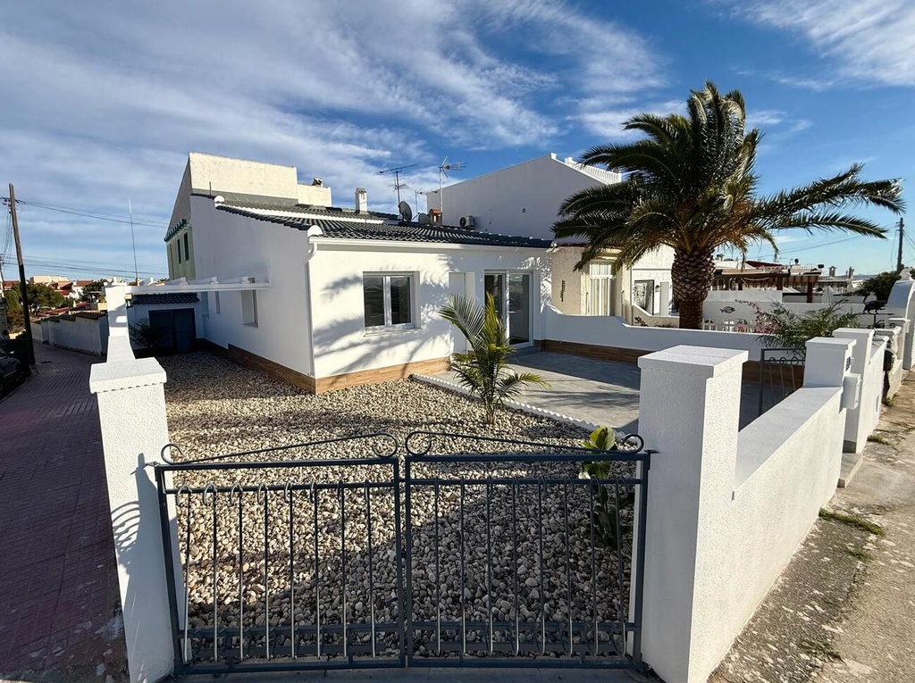 ROJALES, CIUDAD QUESADA – 3-spálňový Semi Detached od 249 000 € | Costa Blanca