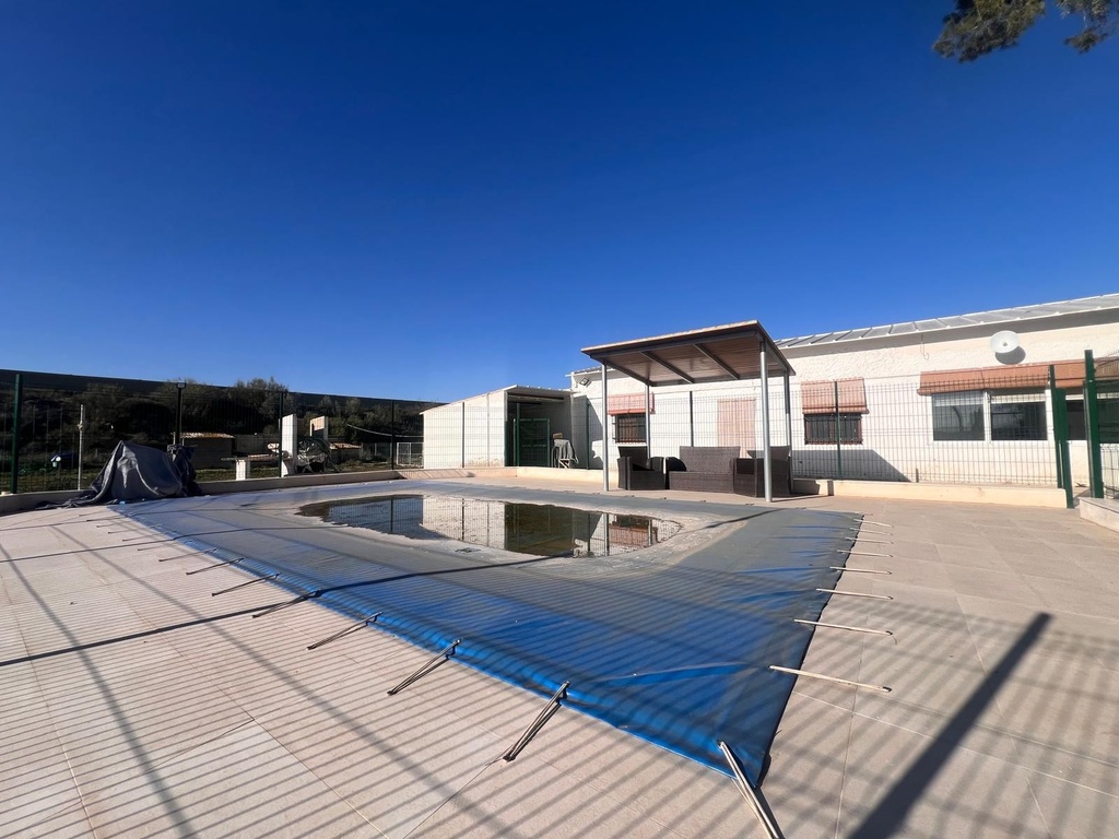 JUMILLA – 4-spálňový Property od 150 000 € | Bazén, Parkovanie, Záhrada