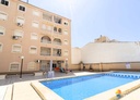 TORREVIEJA – Moderný 2-spálňový penthouse pri mori od 137 900 € | 1,4 km od pláže, Bazén, Terasa