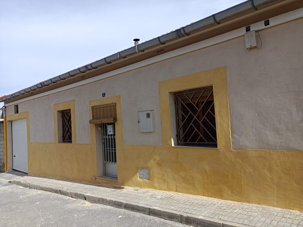 PINOSO – 3-spálňový mestský dom od 119 950 € | Terasa, Parkovanie, Inland