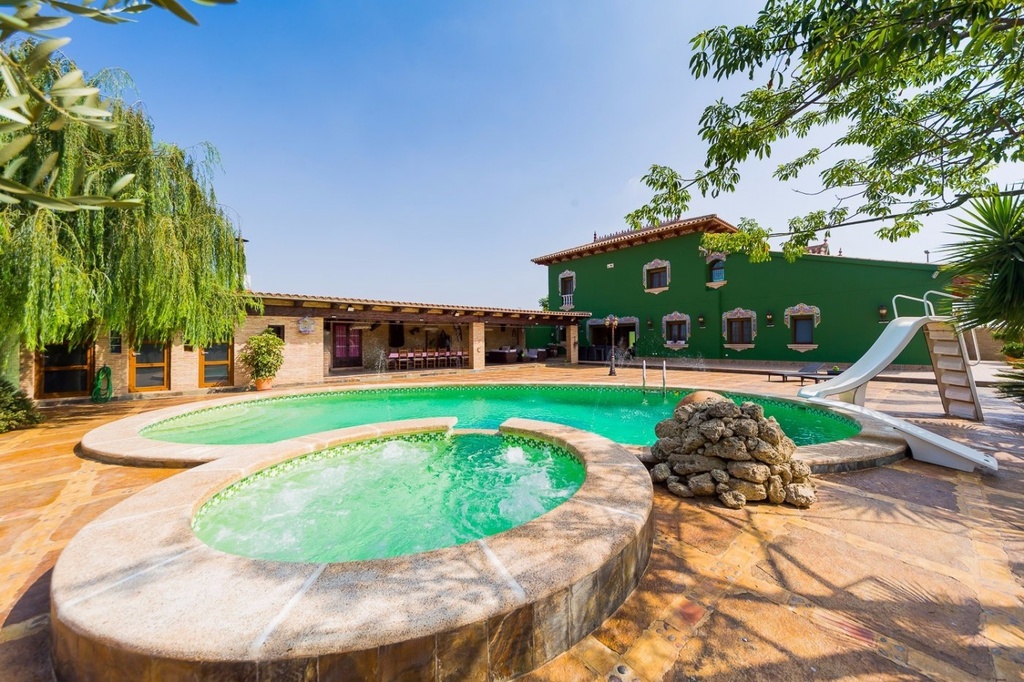 ALMORADI – Luxury 5-bedroom Finca from 1 300 000 € | Pool, Terrace, Parking