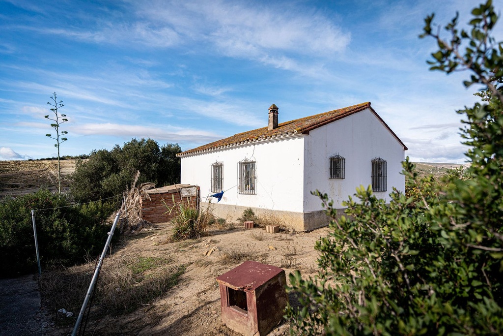 MANILVA – 2-bedroom Finca from 692 000 € | Pool, Terrace, Parking