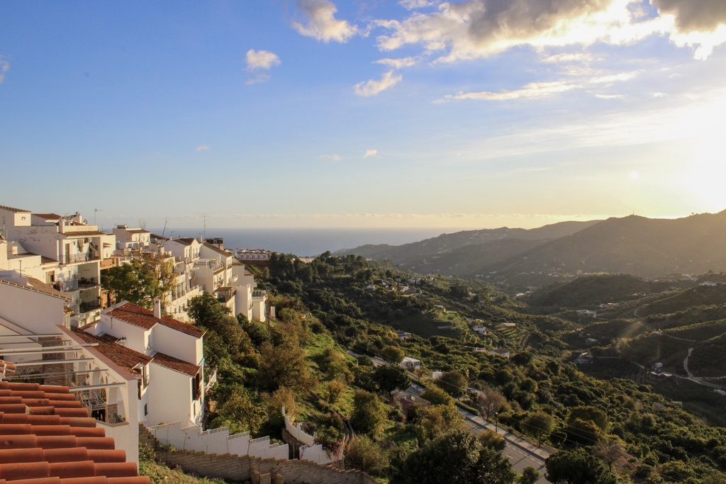 [second:114-474-11-956] FRIGILIANA – 4-spálňový apartmán od 319 900 € | Terasa, Golf, Inland