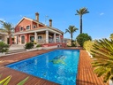 ALGORFA – Luxury 6-bedroom villa from 1 550 000 € | First line beach, Pool, Terrace