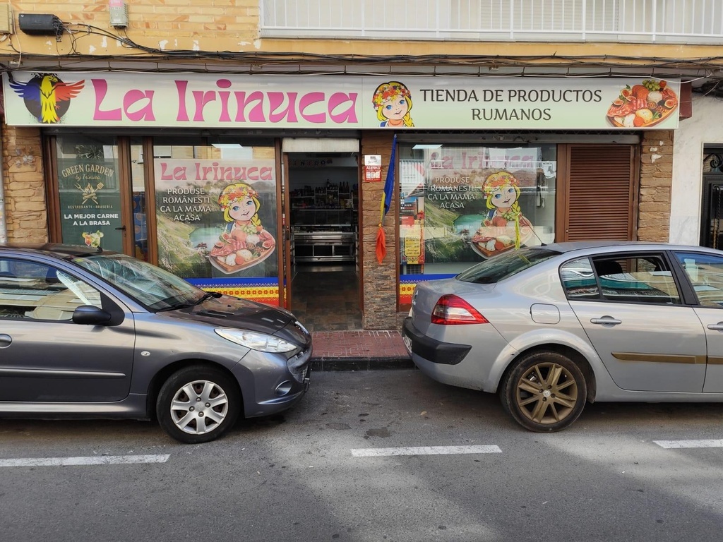 TORREVIEJA – Moderný 4-spálňový Commercial pri mori od 249 900 € | 500 m od pláže
