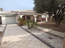 ORIHUELA COSTA – Moderná 4-spálňová vila pri mori od 650 000 € | 500 m od pláže, Bazén, Záhrada