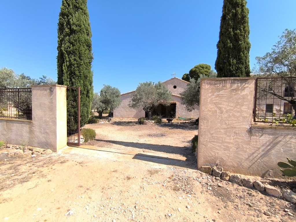 VILLENA – 6-spálňový Property od 599 995 € | Terasa, Parkovanie, Záhrada