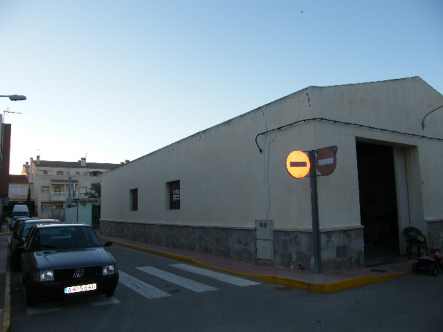 DAYA VIEJA – Commercial od 149 995 € | Bazén, Golf, Costa Blanca