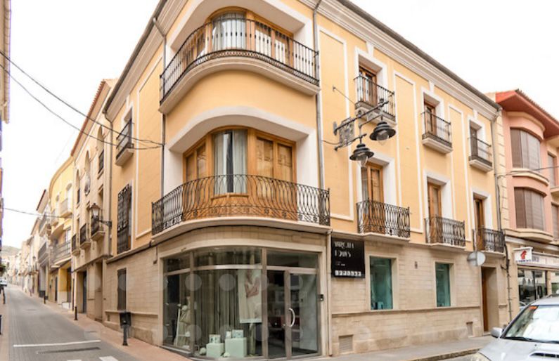 JUMILLA – Luxusný 4-spálňový mestský dom od 676 000 € | Terasa, Inland, Costa Cálida