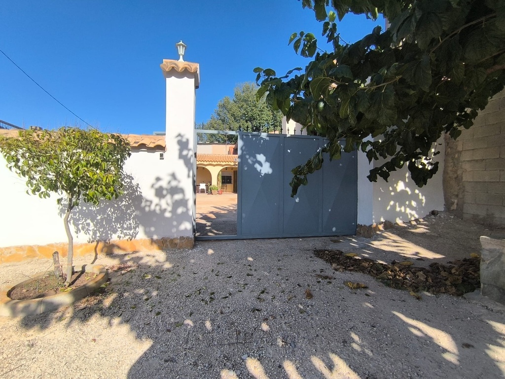 MONÓVAR/MONÓVER – 5-spálňový Property od 180 000 € | Bazén, Terasa, Záhrada