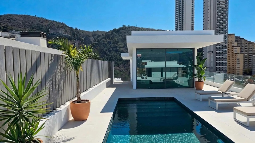 [redsp:1602-87-10-115] BENIDORM – Luksusowa willa z 3 sypialniami przy morzu od 1 160 000 € | 1 km od plaży, Basen, Taras