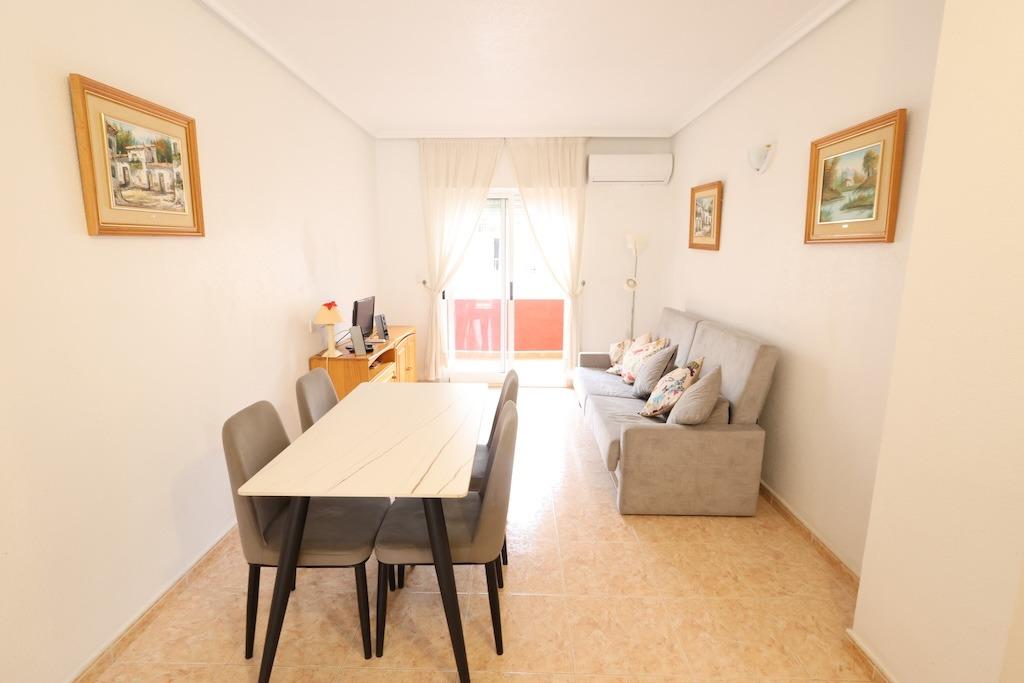 TORREVIEJA – 2-spálňový apartmán od 142 000 € | Bazén, Terasa, Costa Blanca