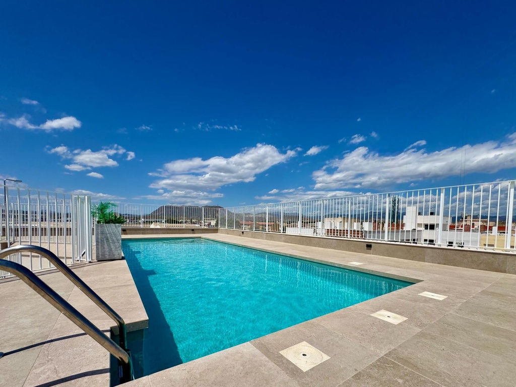 ALICANTE – 3-spálňový apartmán od 320 000 € | Bazén, Terasa, Parkovanie