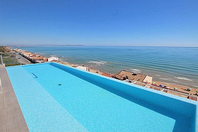 GUARDAMAR DEL SEGURA – Luxusný 3-spálňový penthouse od 840 000 € | Výhľad na more, Bazén, Terasa
