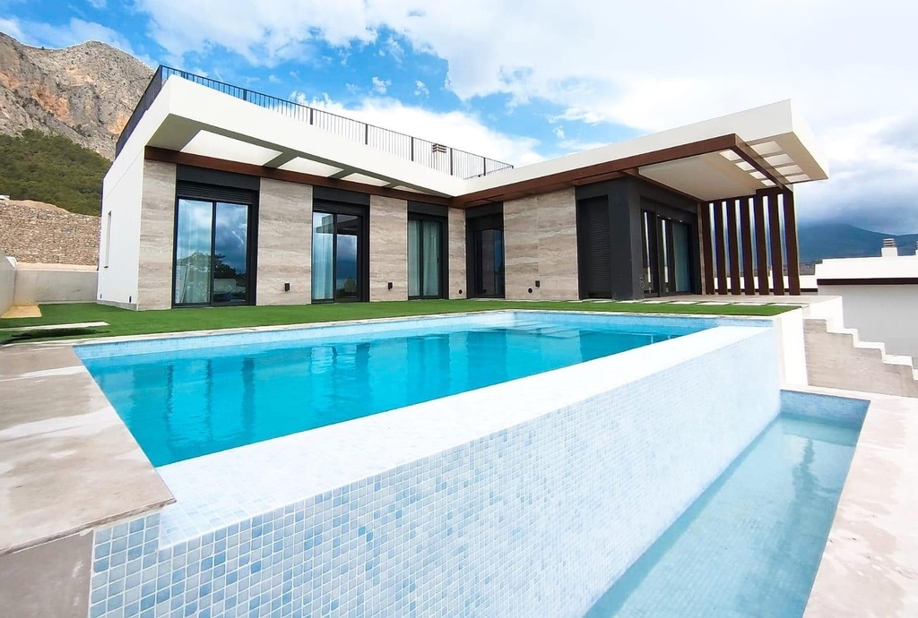 POLOP – Luxusná 3-spálňová vila od 558 700 € | Výhľad na more, Bazén, Terasa