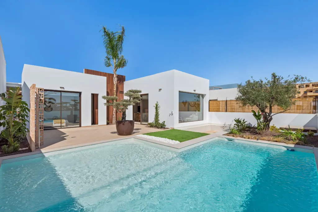 LOS ALCÁZARES - Serena View villas – exclusive living on the front line of a prestigious golf course